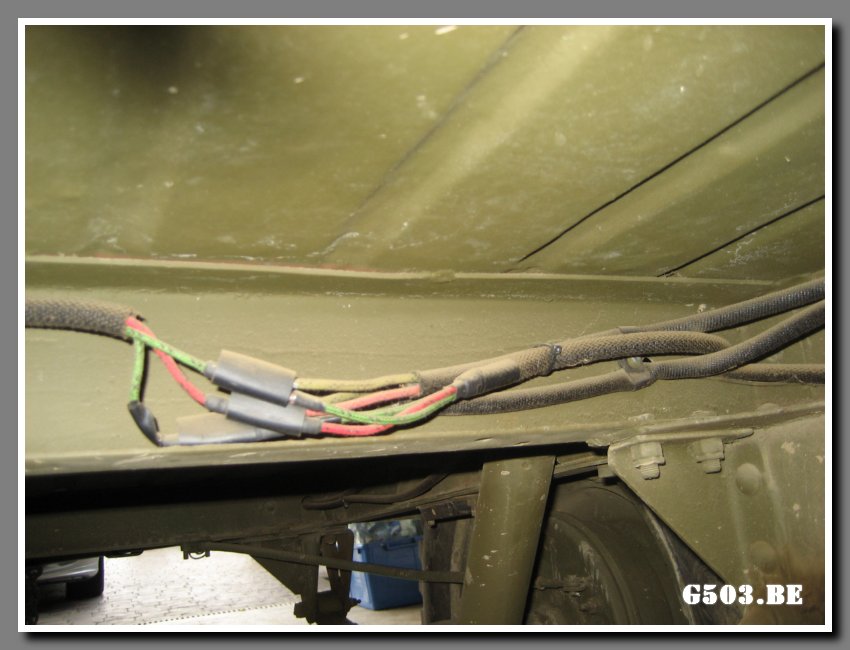 Inner Crossmember Right loom connectors